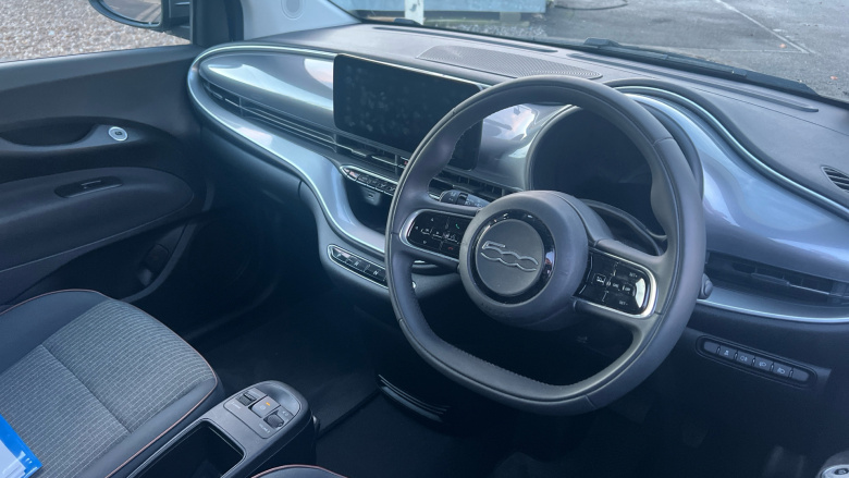 Fiat 500 87kW Icon 42kWh 3dr Auto Electric Hatchback